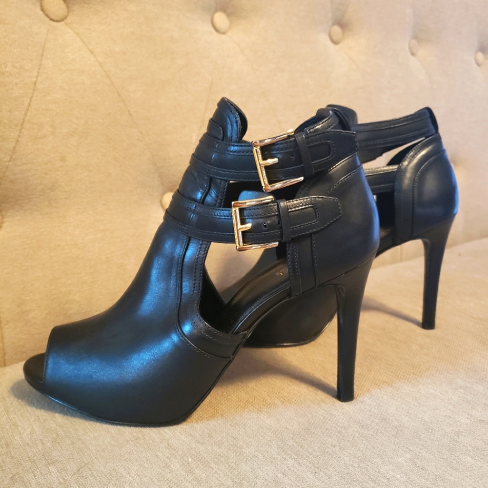Worn Once Michael Kors Booties!